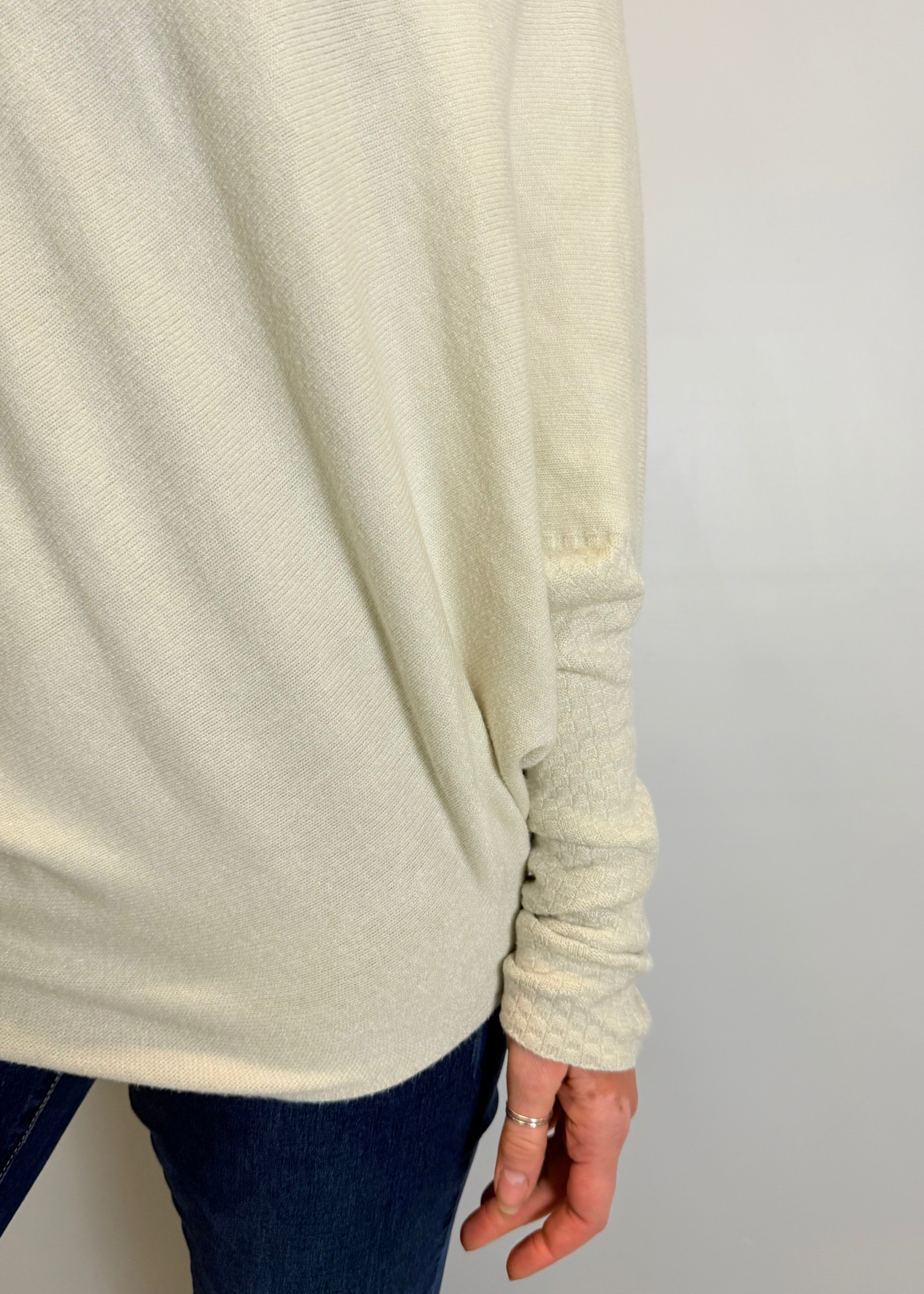 Transitional Knitwear for Women – Light Layers to Embrace the Season