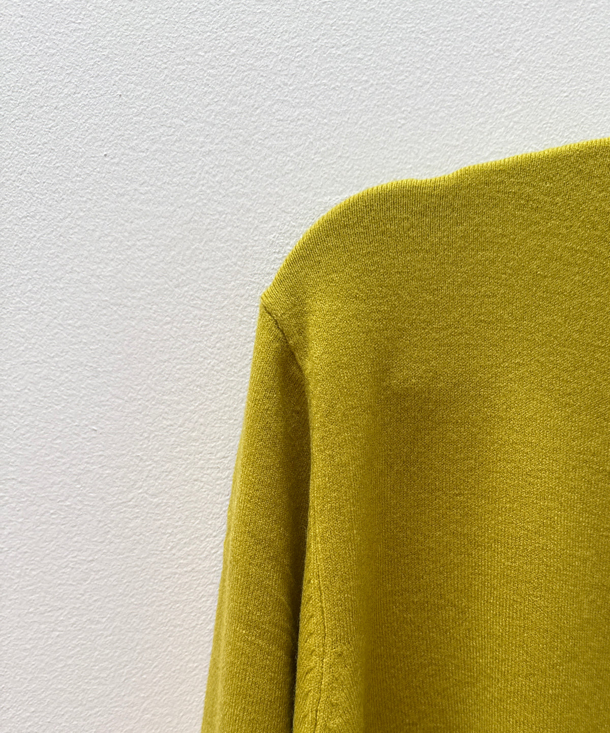 Strati Round Neck “Cashmere Feel” Jumper