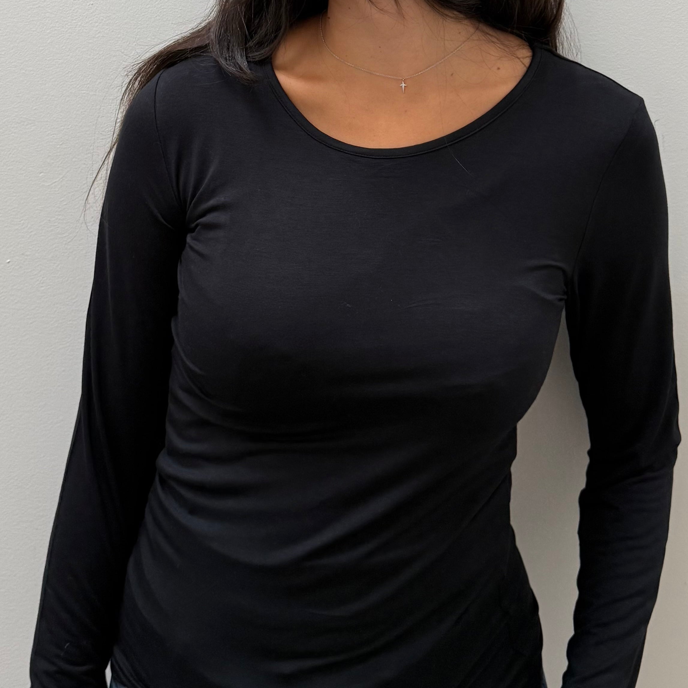 Strati Top Round Neck