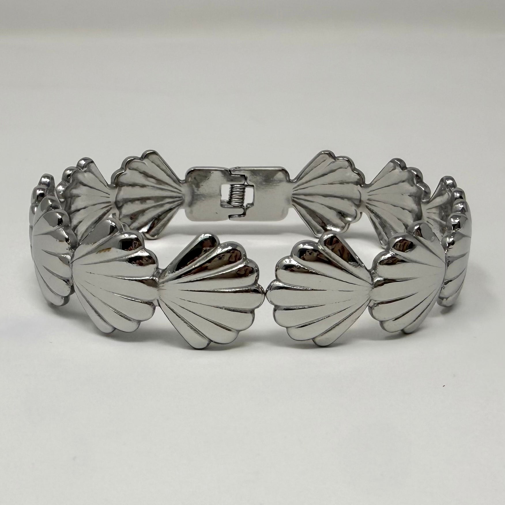 Shells Bangle