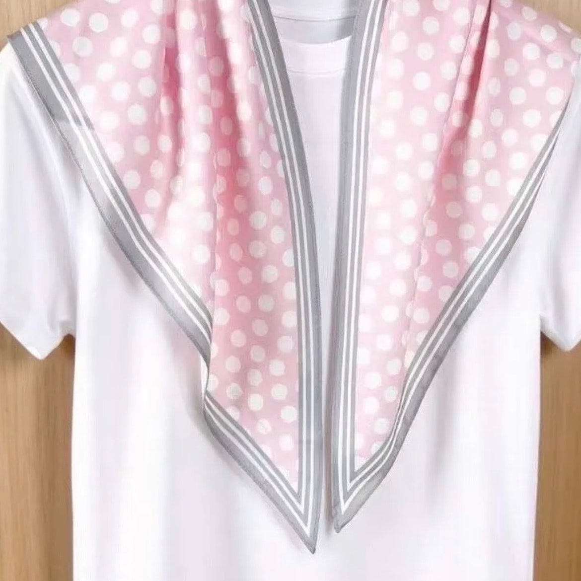 Polkadots Print Triangle Neckerchiefs