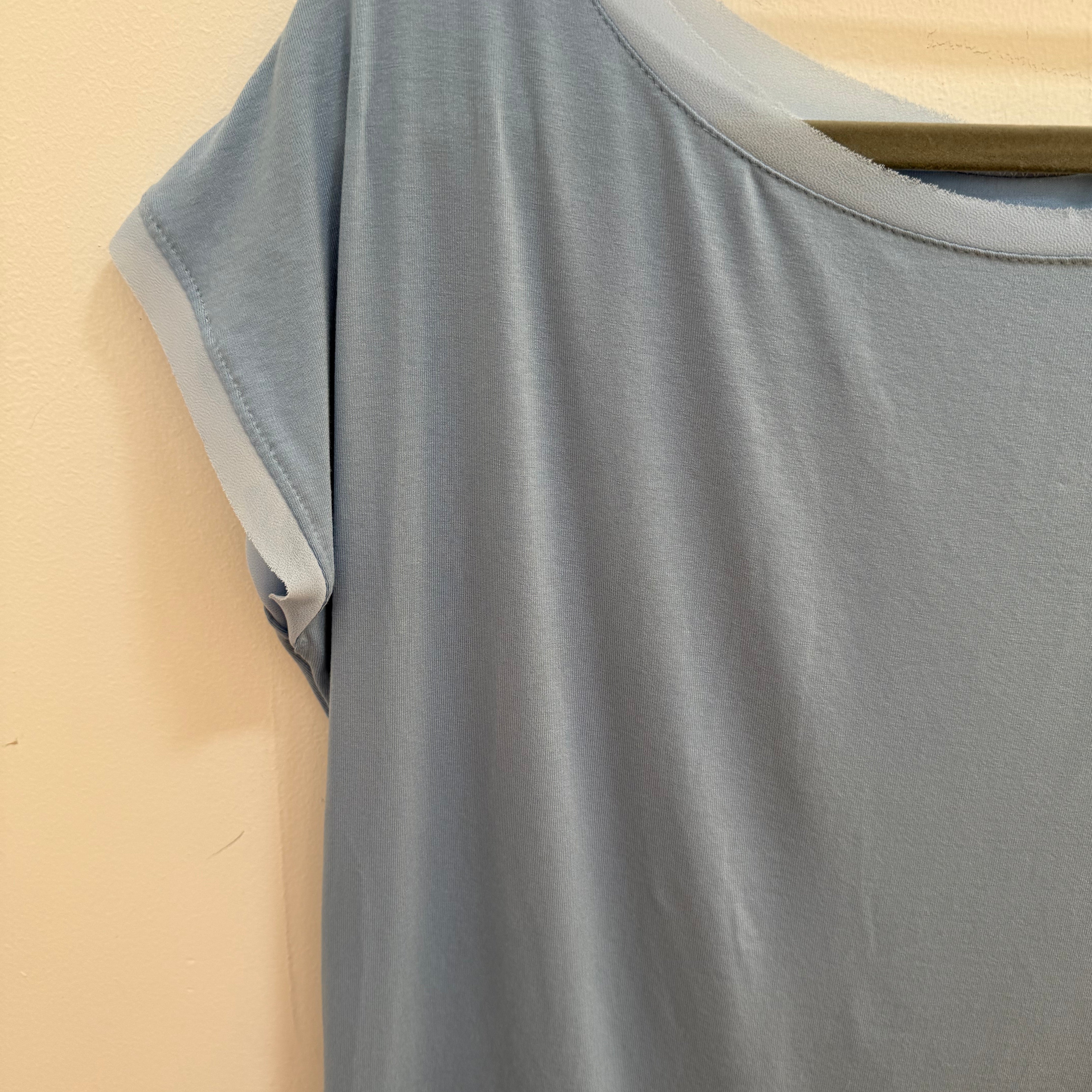 Strati Viscose T-Shirt