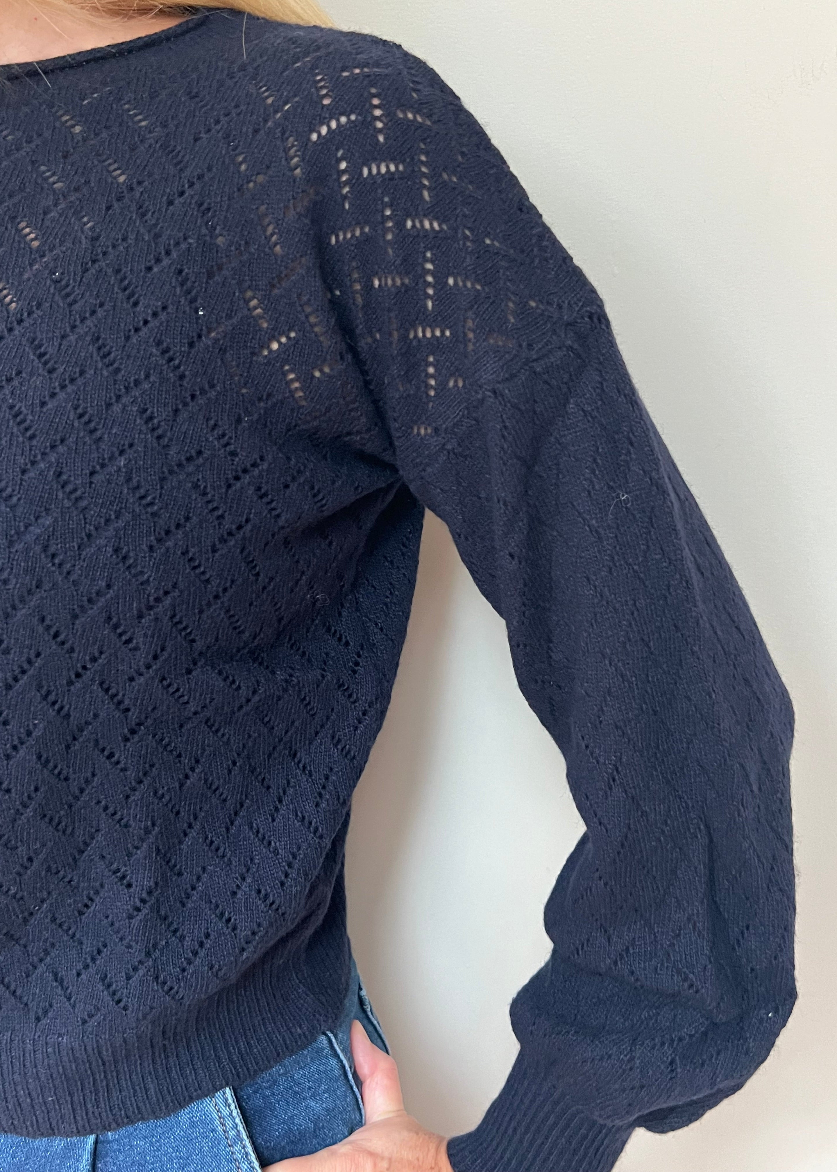 cashmere-knitted-jumper-diamond-detail-solo-mia