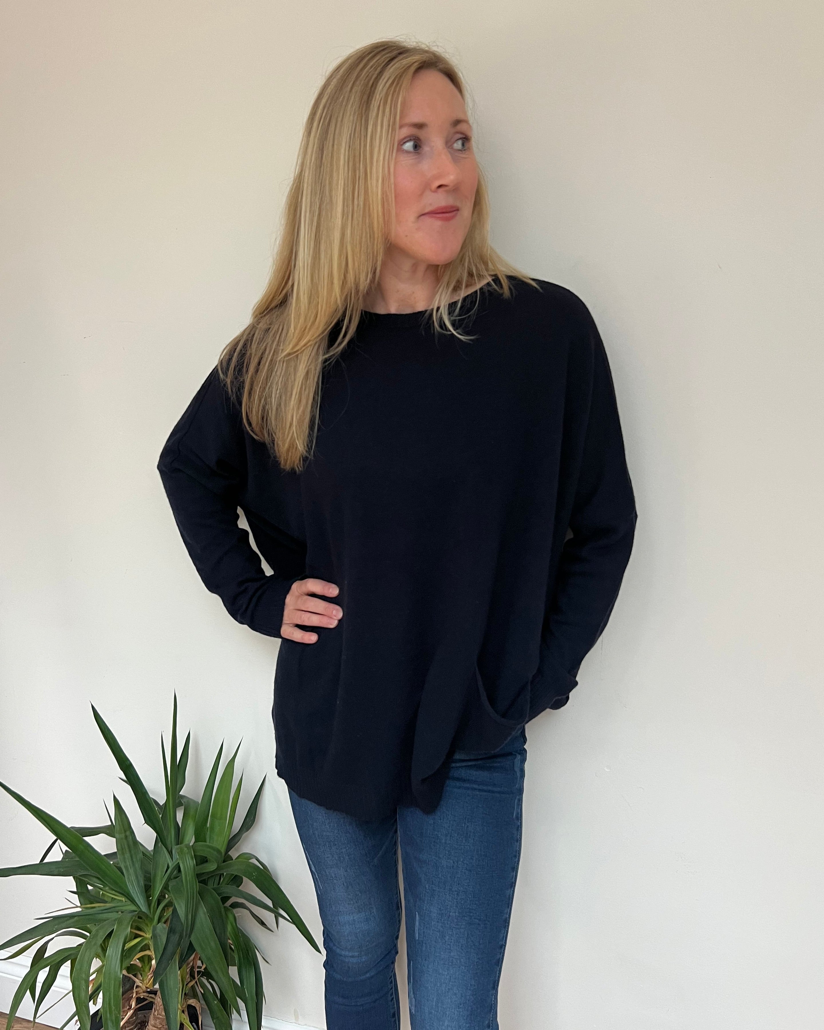 cashmere-knitted-oversized-slash-neck-jumper-solo-mia