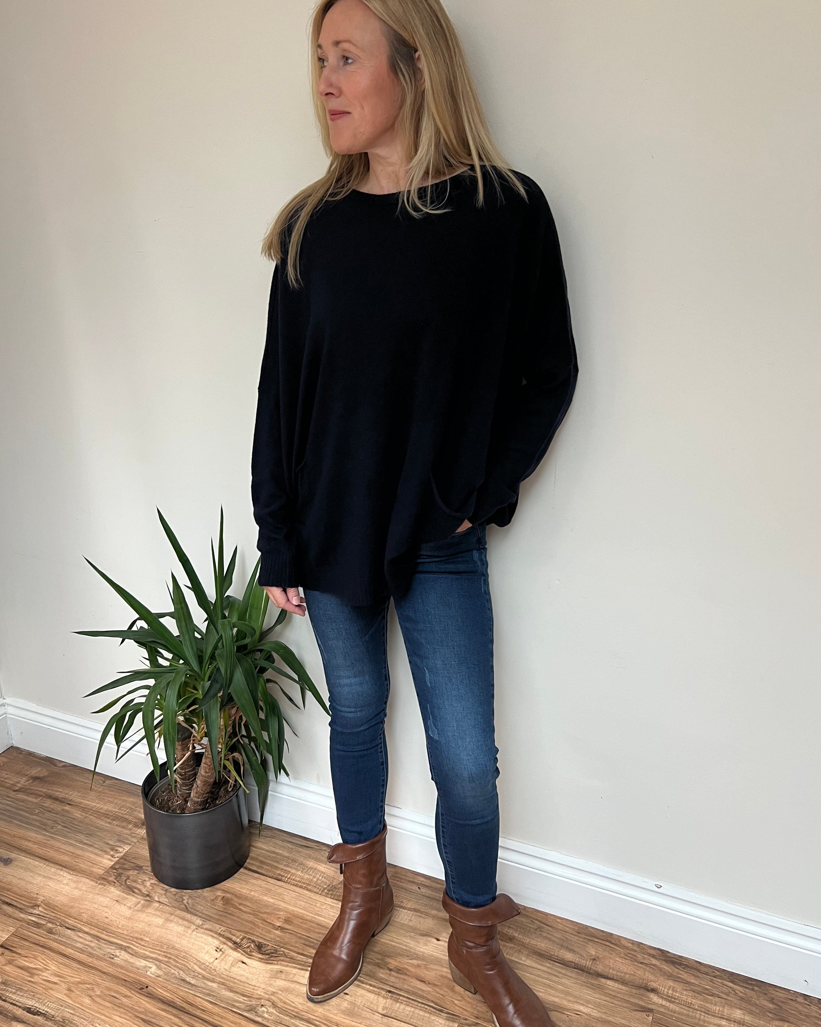 cashmere-knitted-oversized-slash-neck-jumper-solo-mia