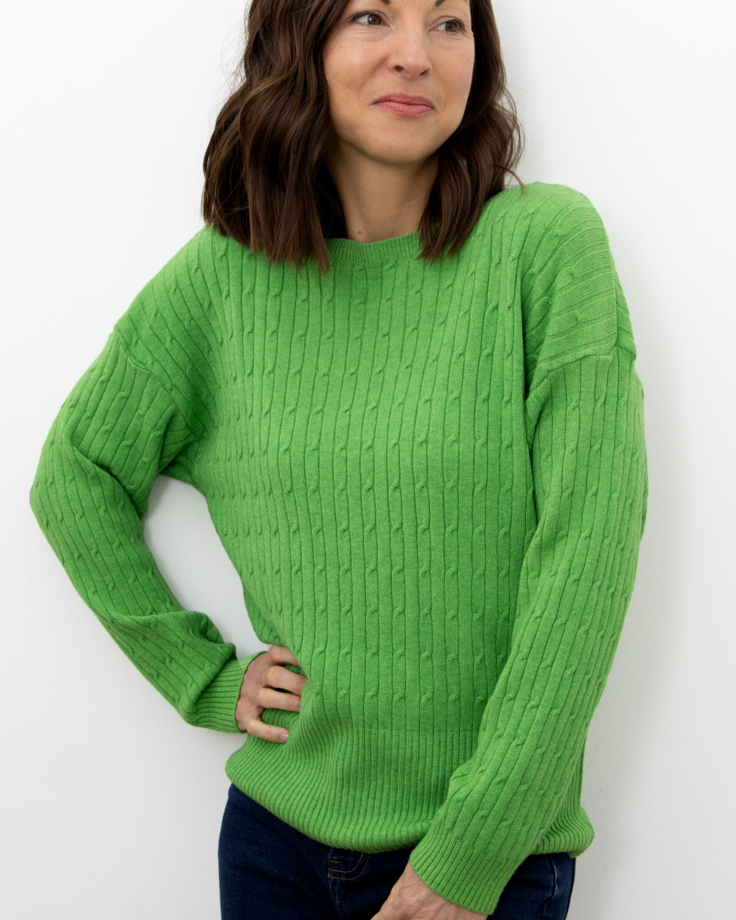 solo-mia-comfortable-soft-jumper-knit-detail