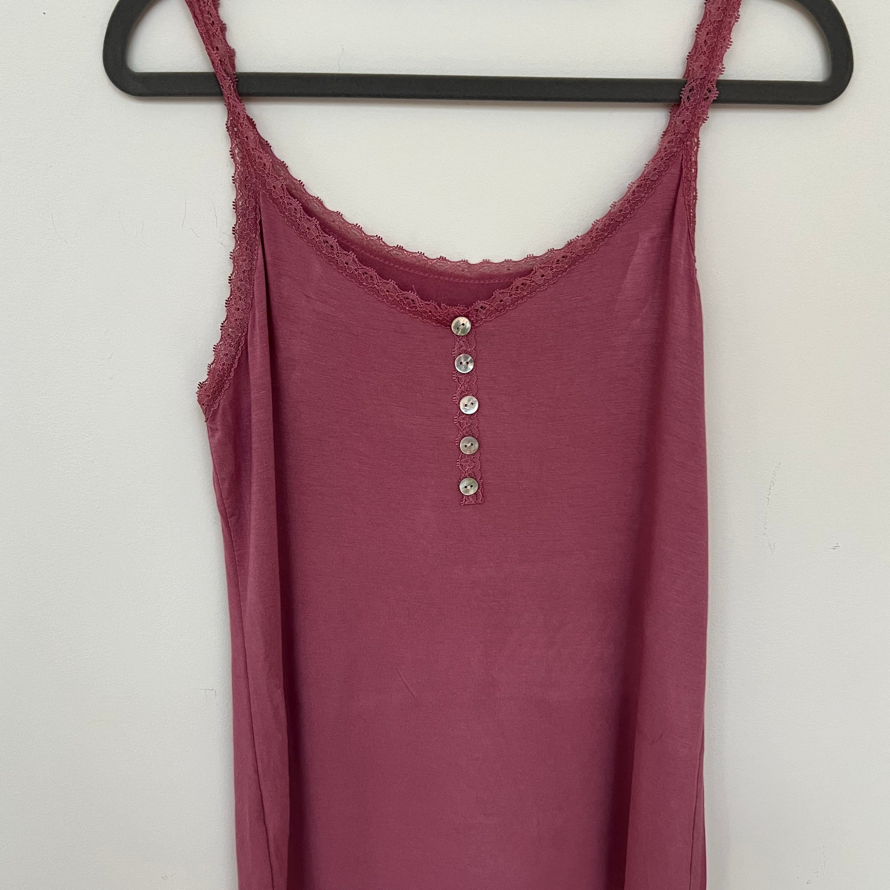 Pink strati vest