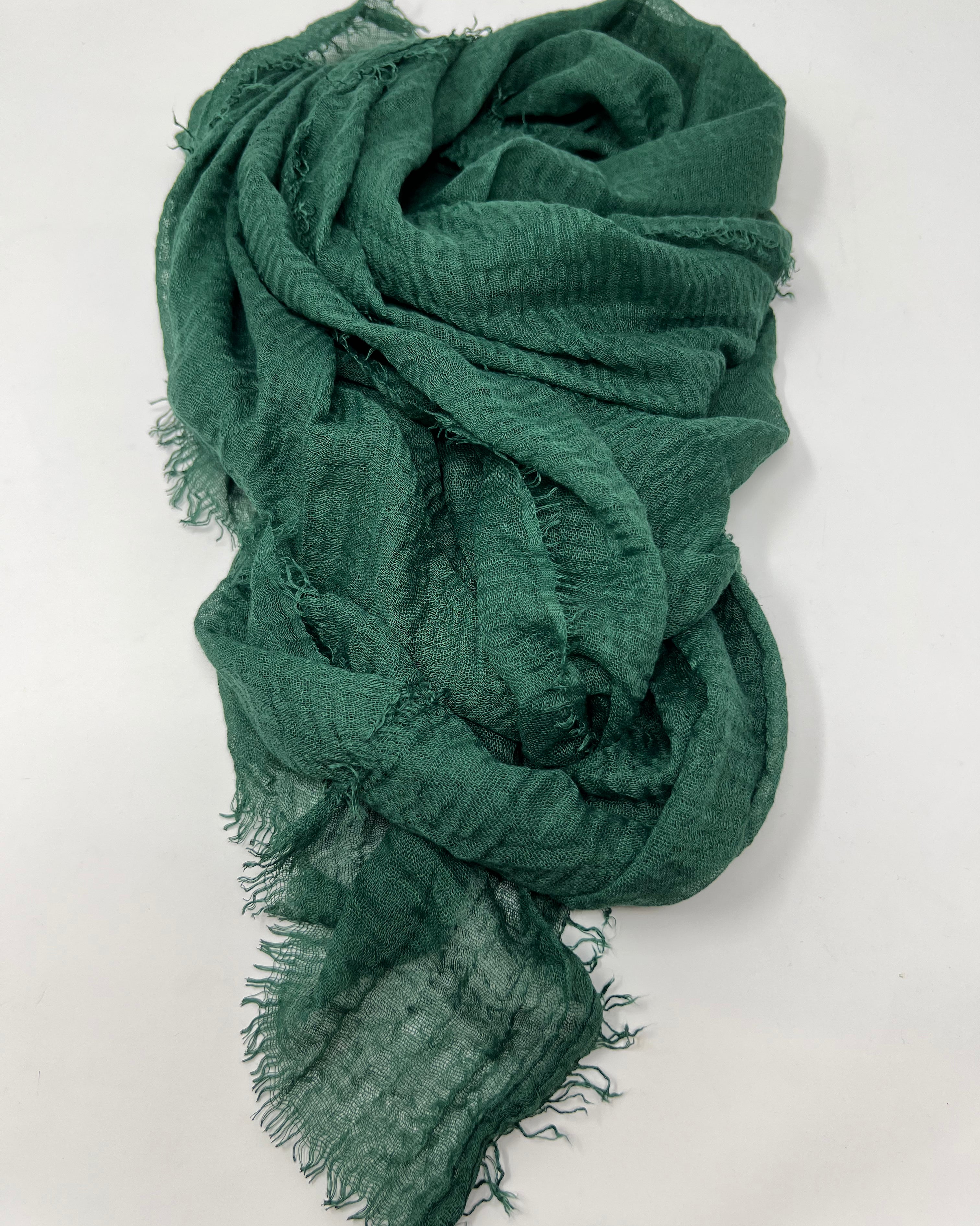 strati scarf green