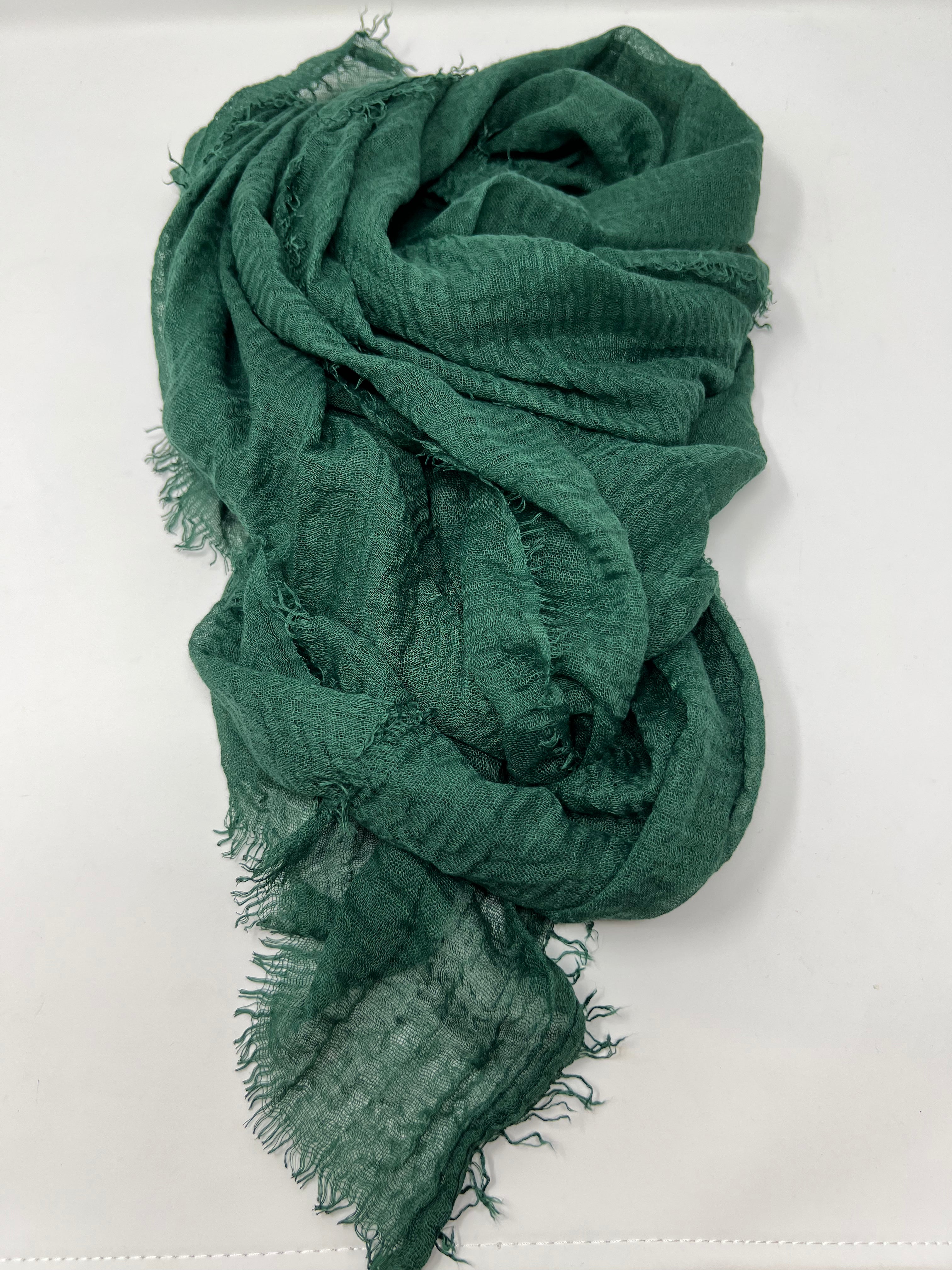 strati scarf green