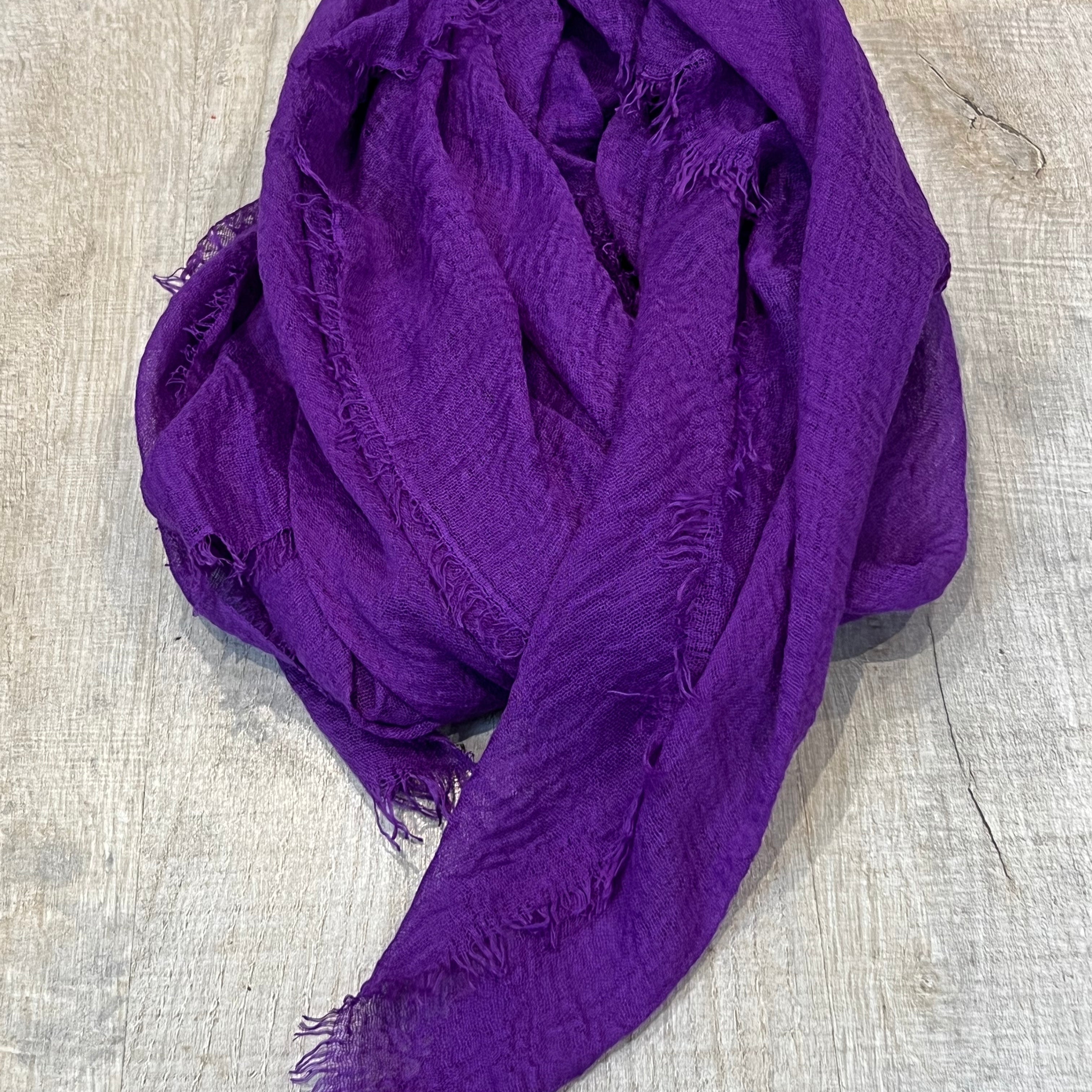 strati scarf purple