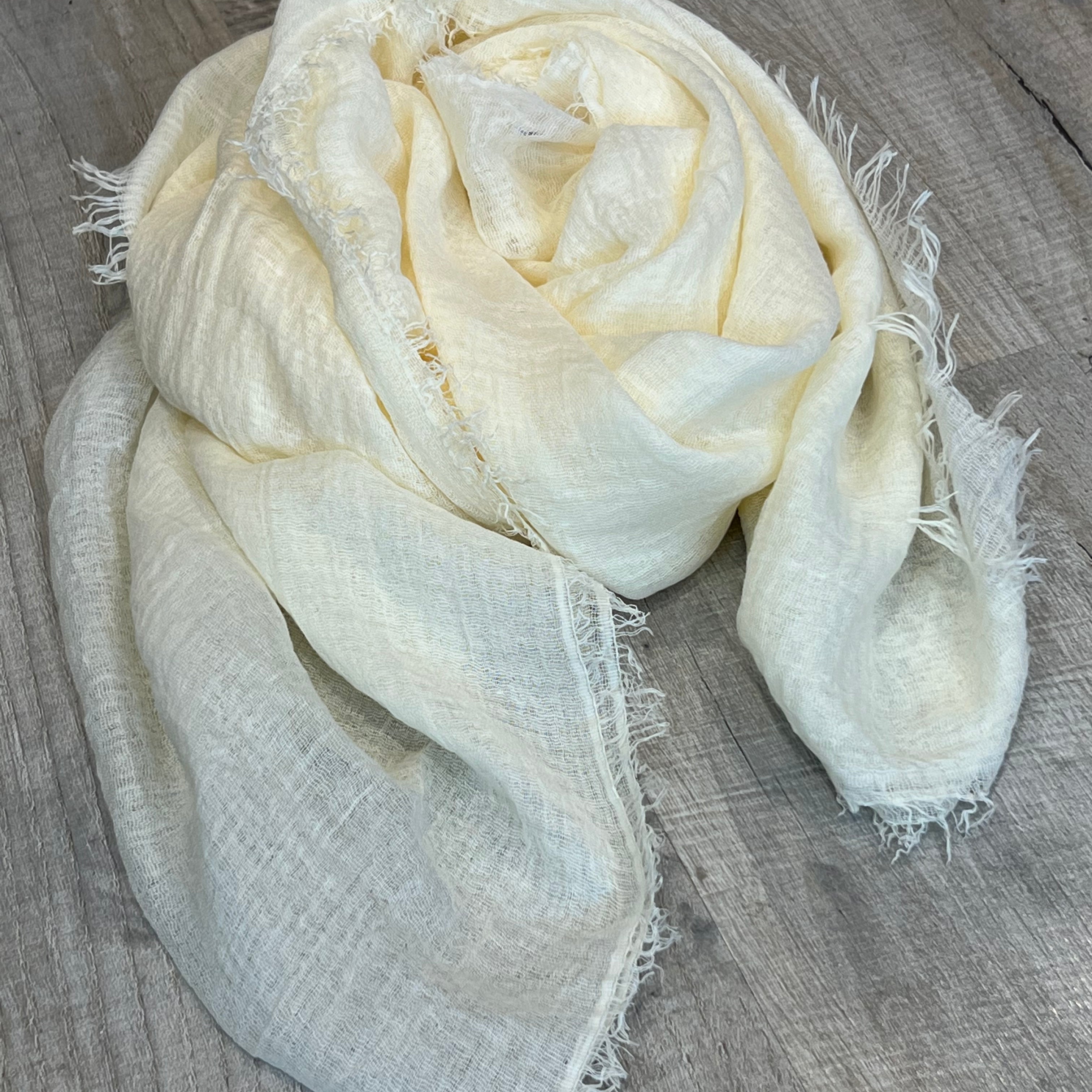 strati scarf white