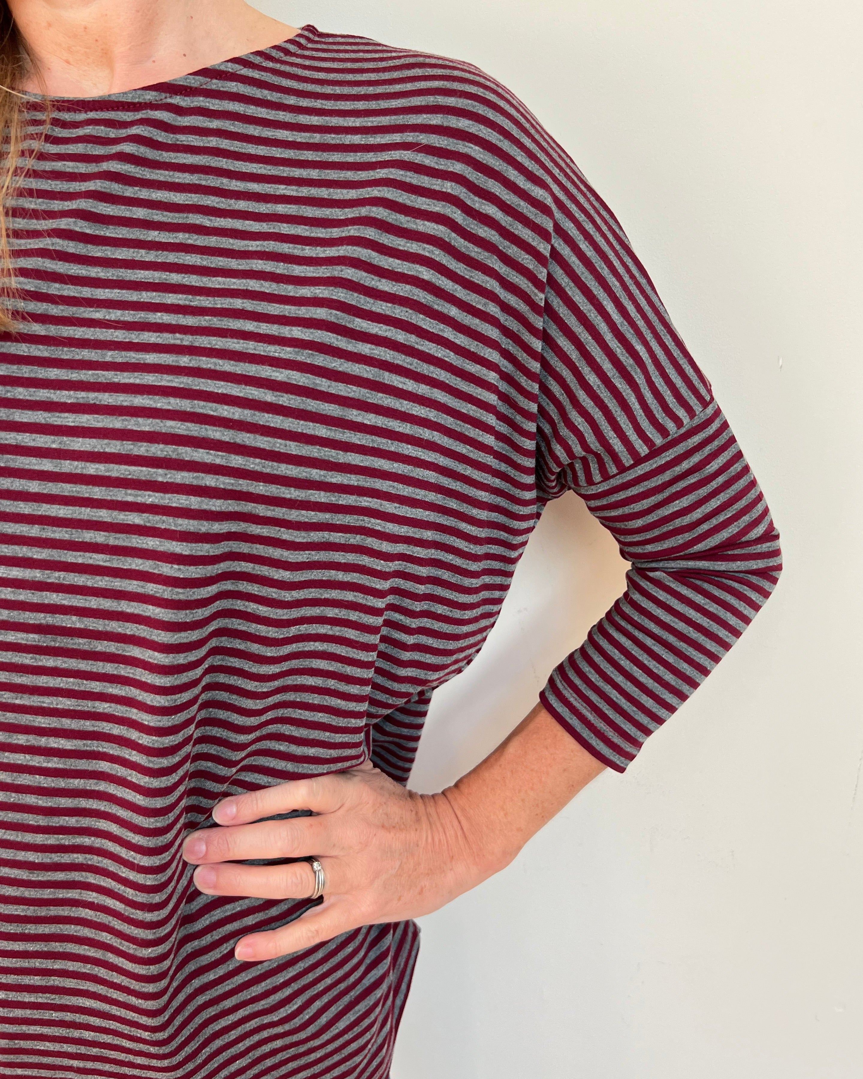 strati striped top maroon