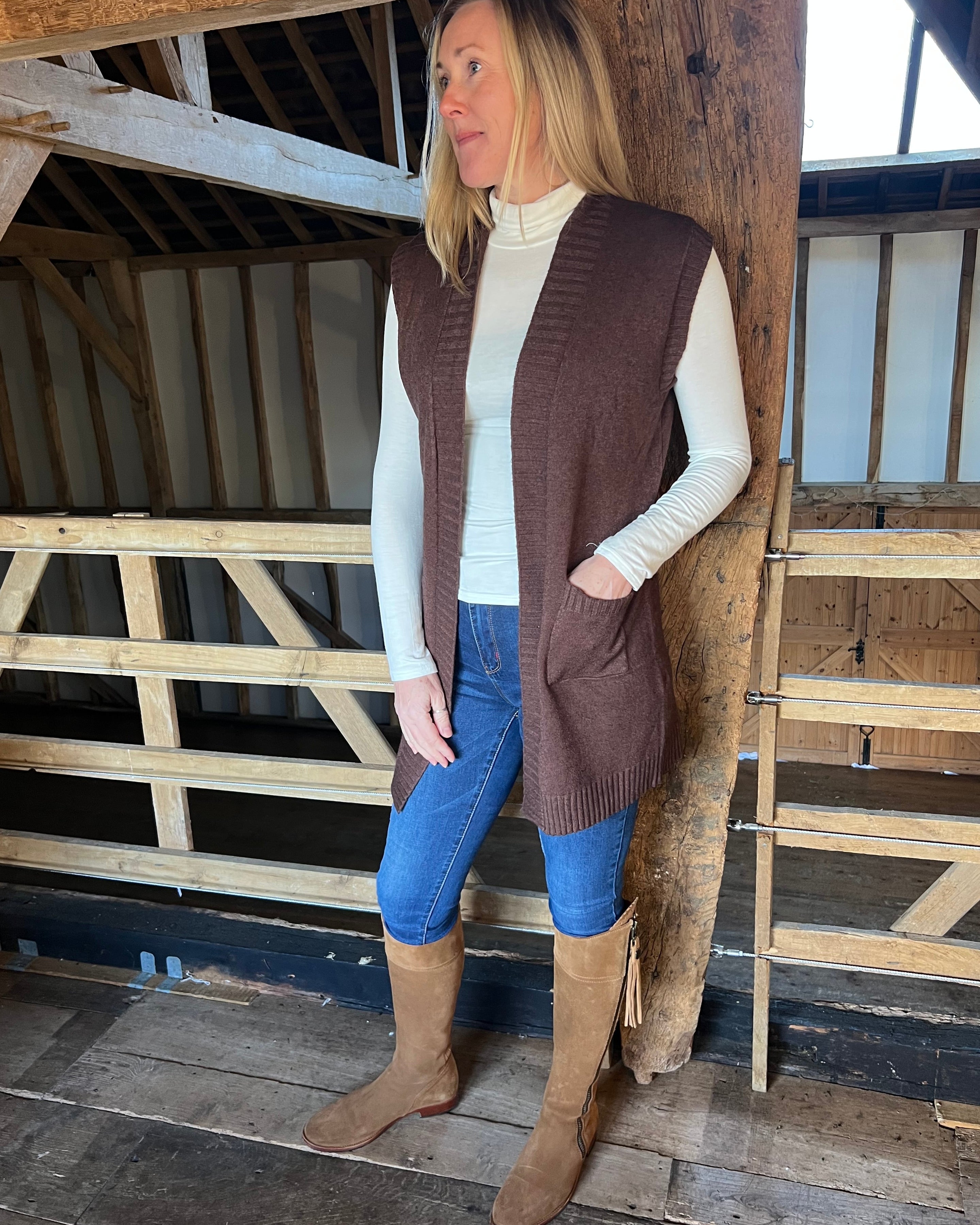 brown tillie gilet