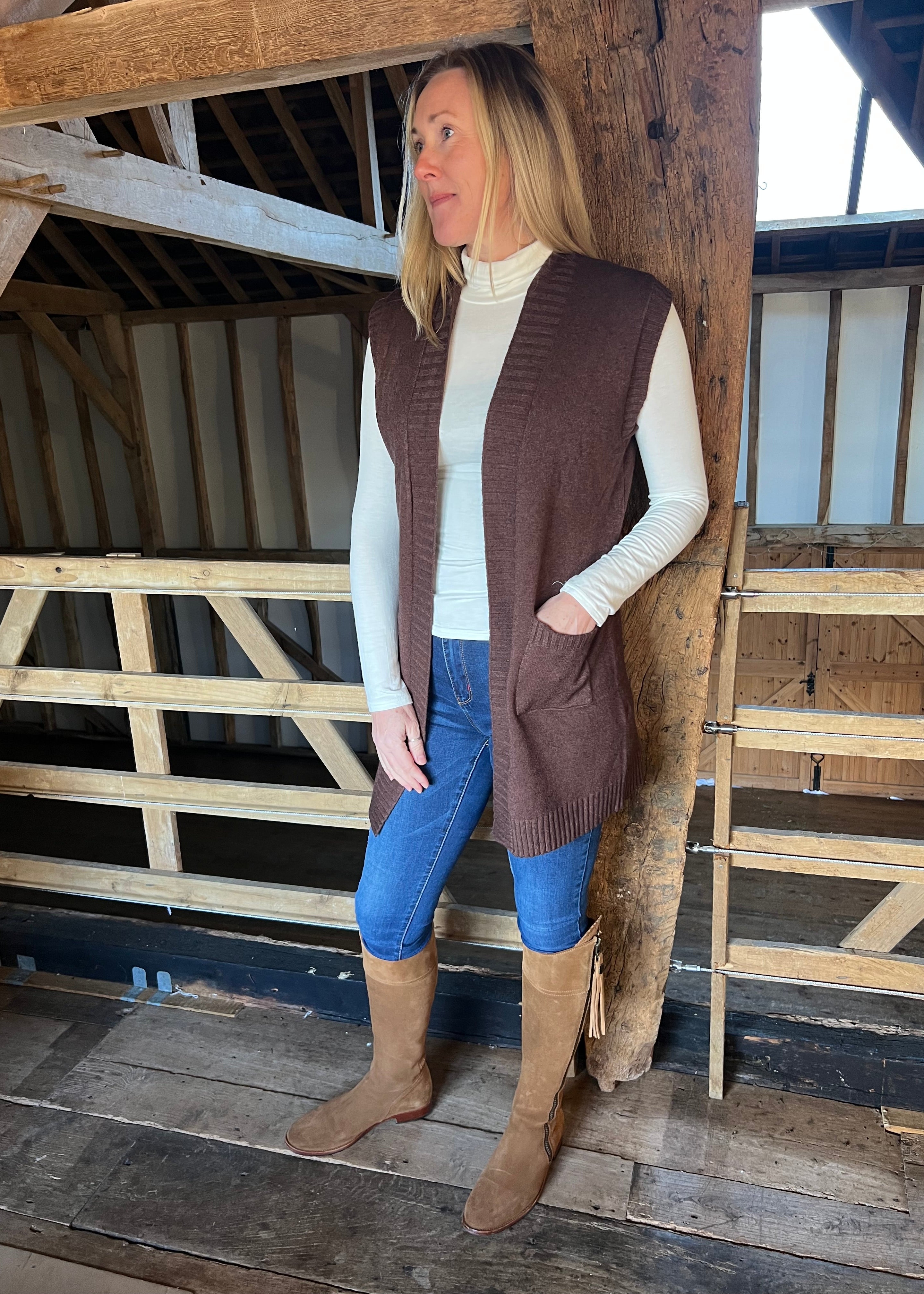 brown tillie gilet