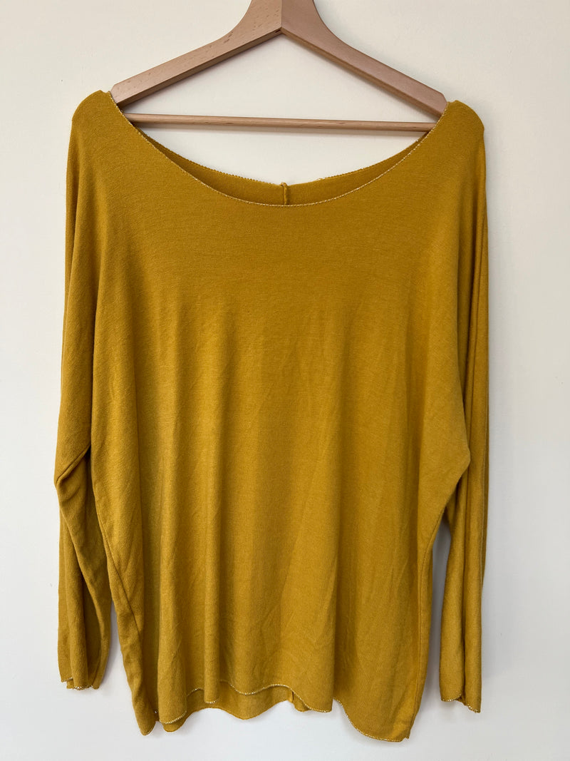 Strati Soft Oversized Top