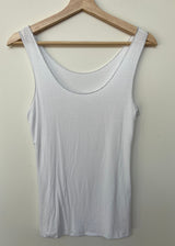 solo-mia-strati-vest-sparkle-detail