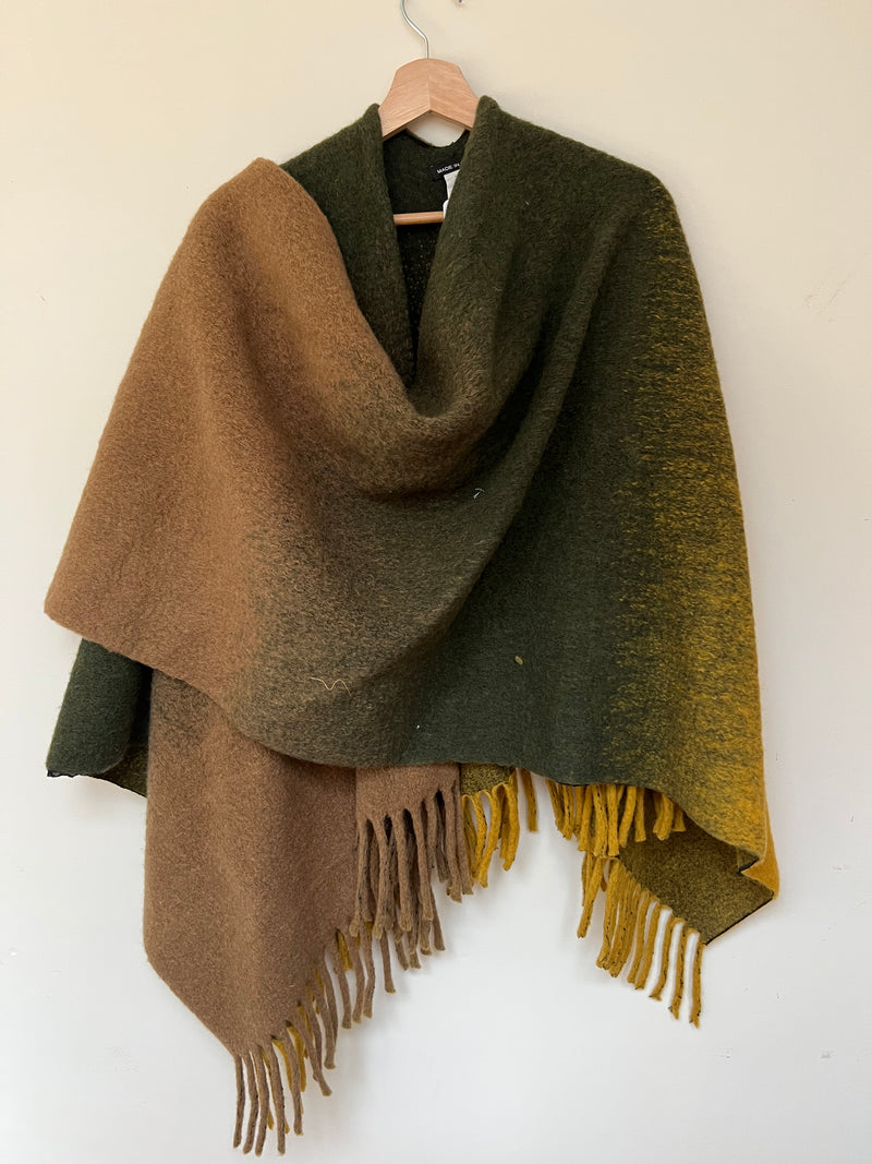 Conti Poncho