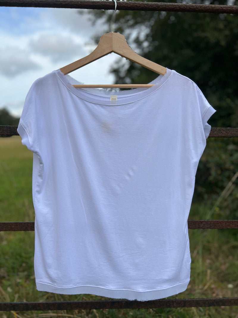 Strati Viscose T-Shirt