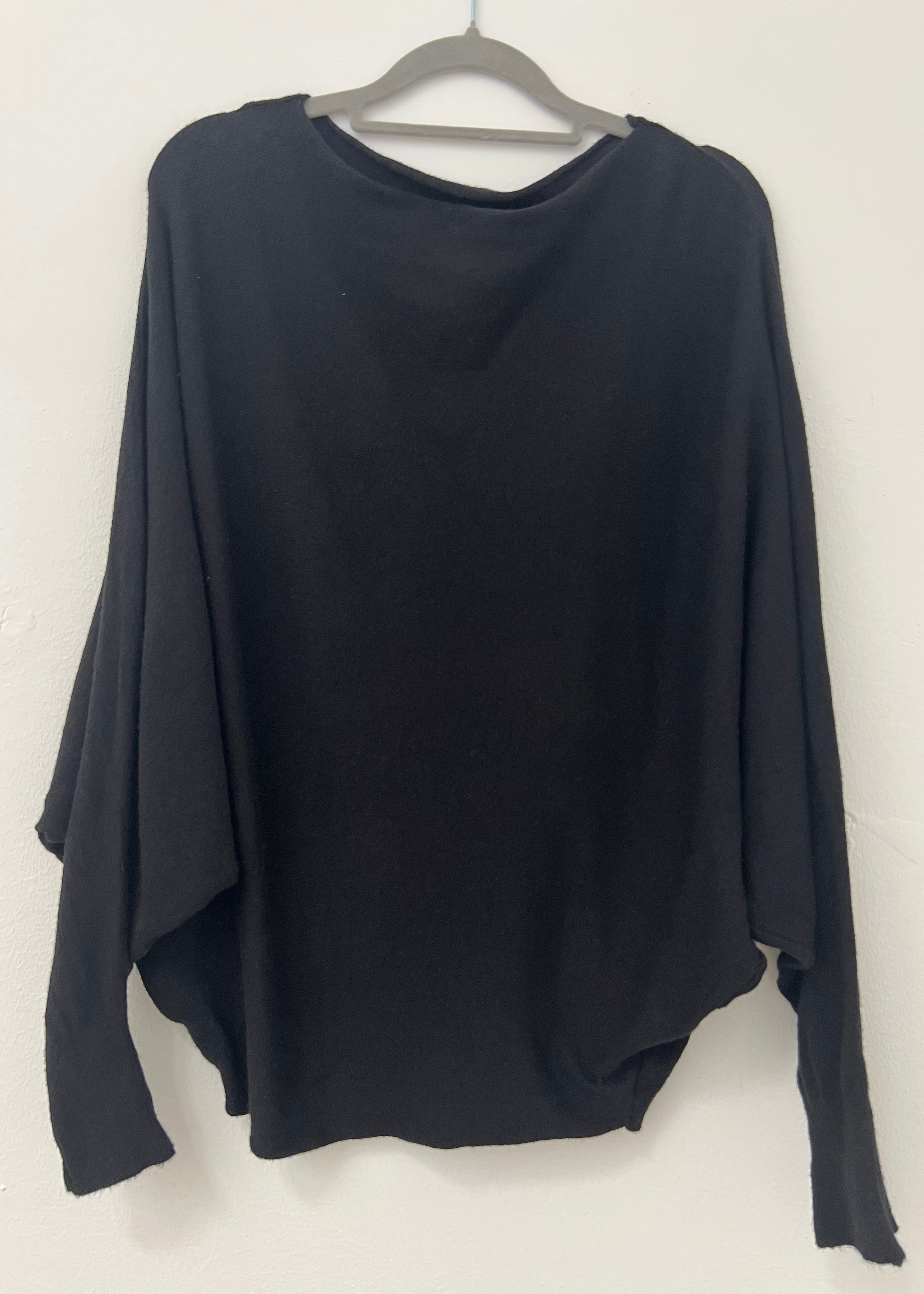 strati batwing jumper