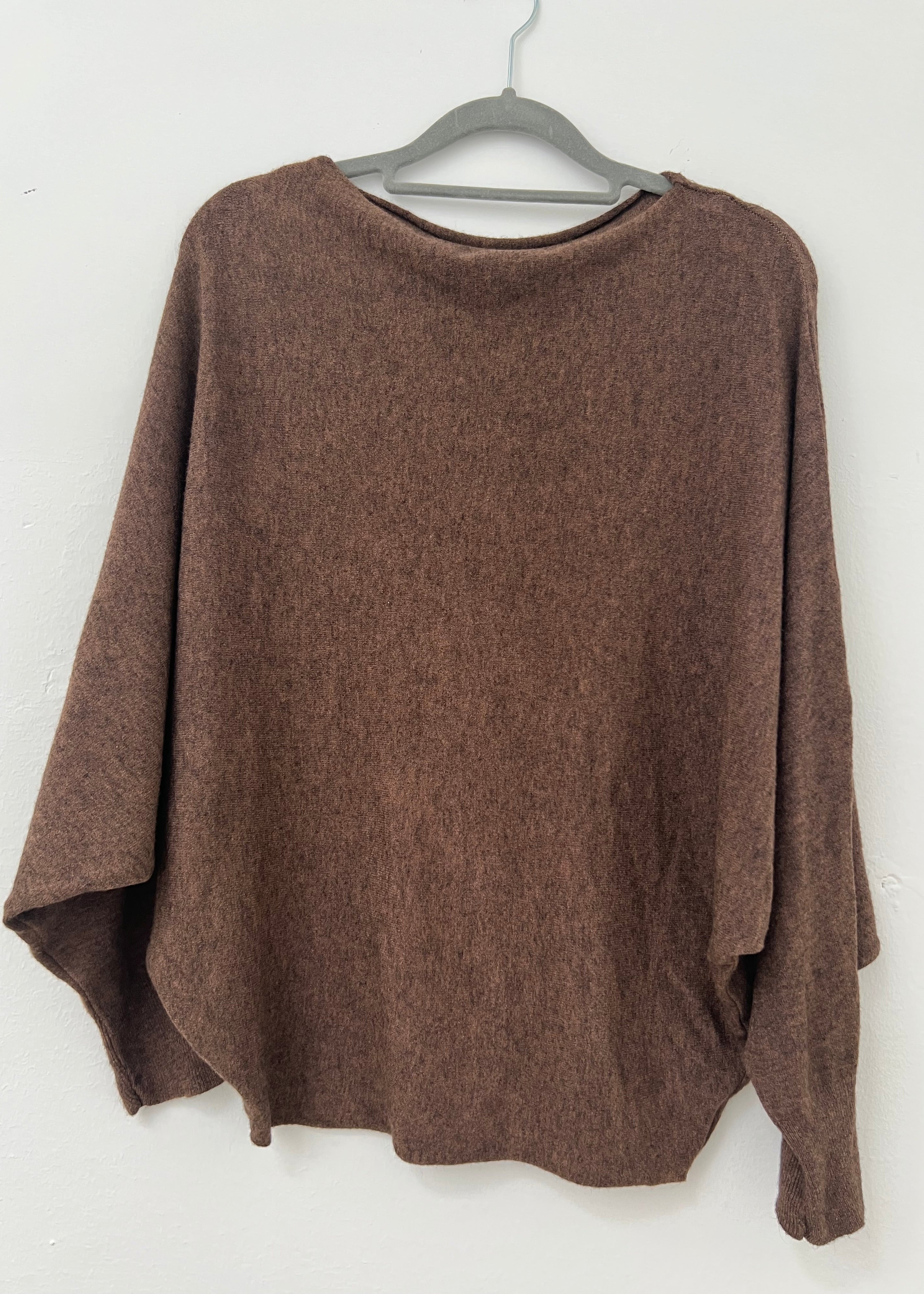 strati batwing jumper