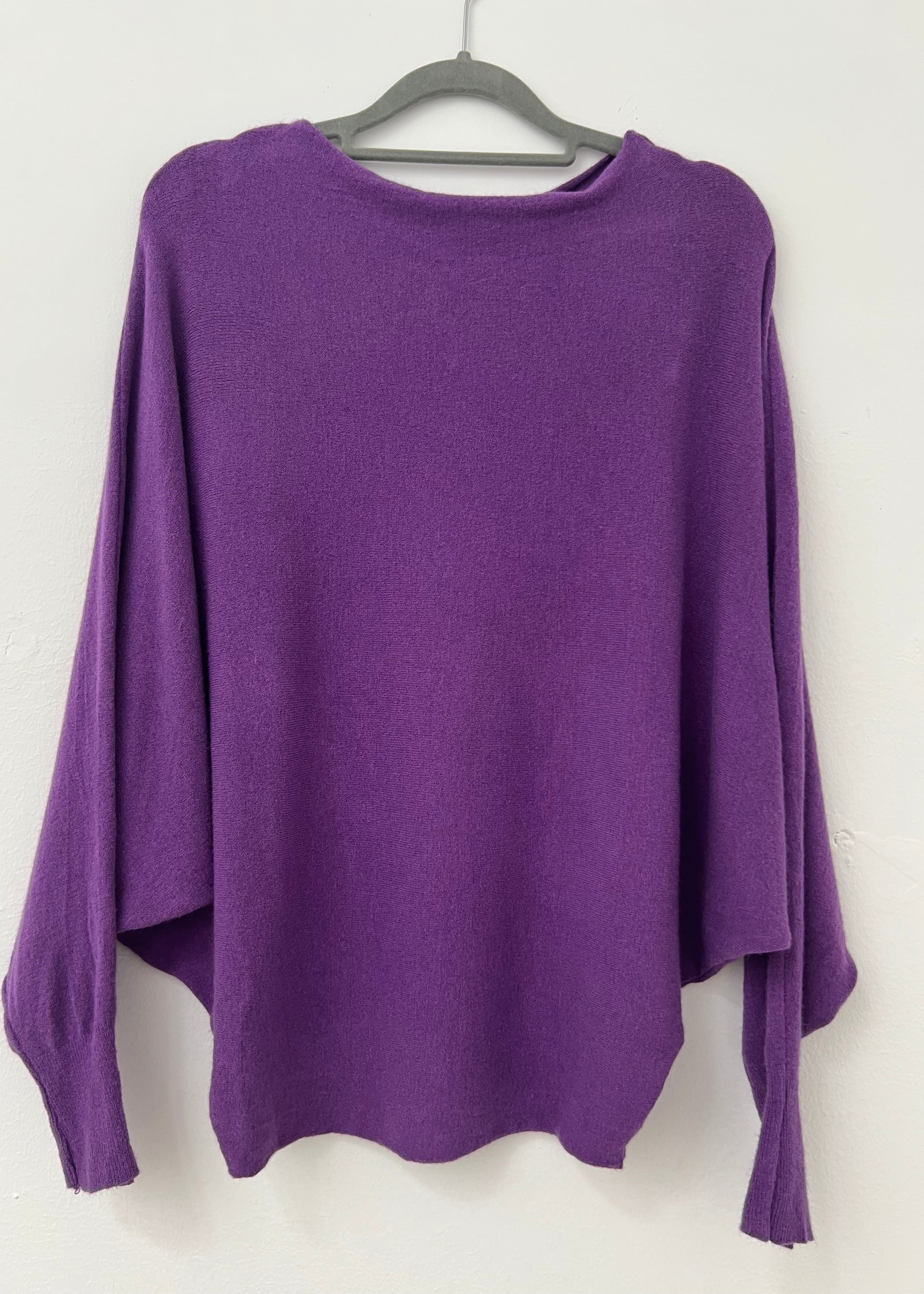 strati batwing jumper