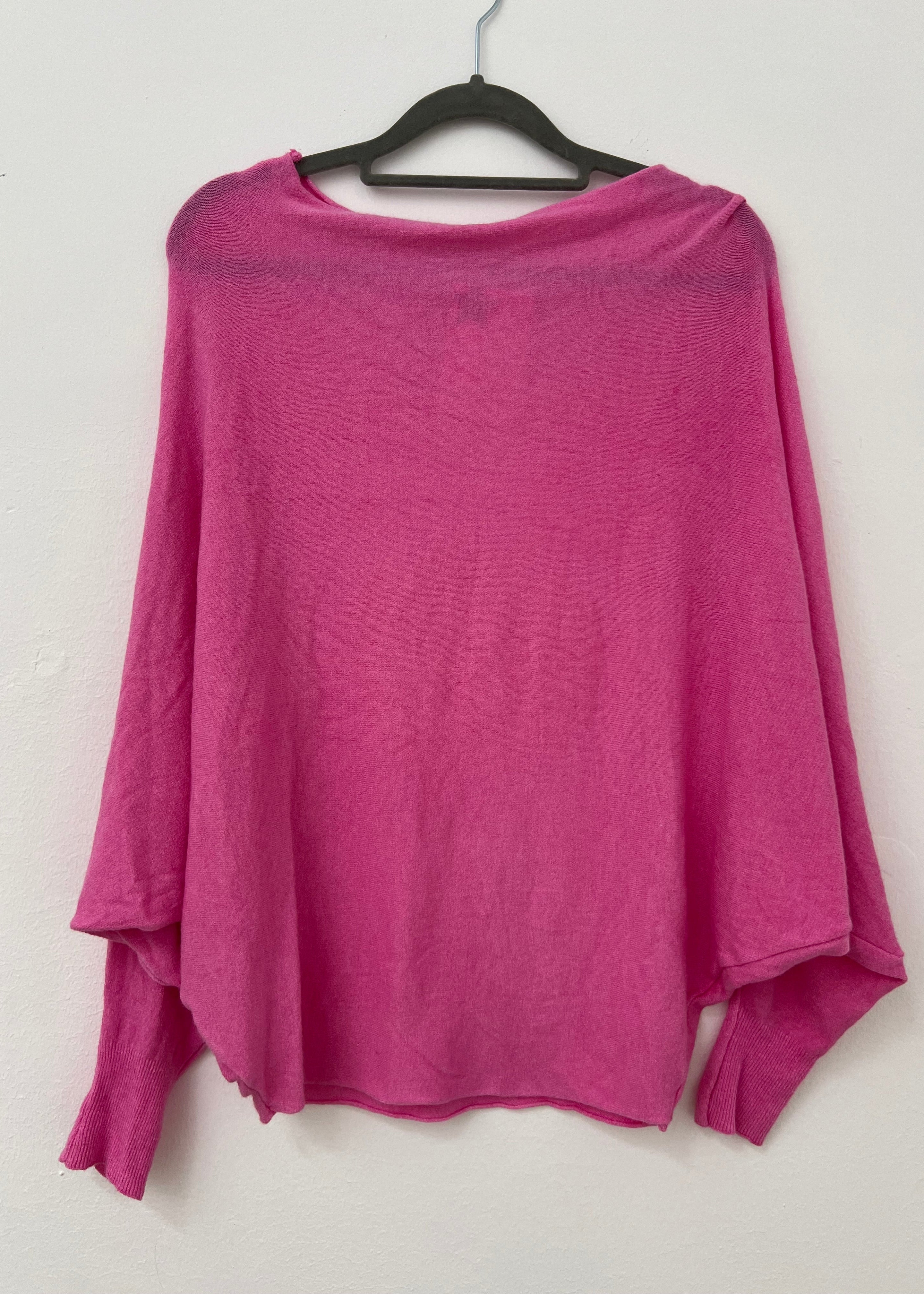 strati batwing jumper