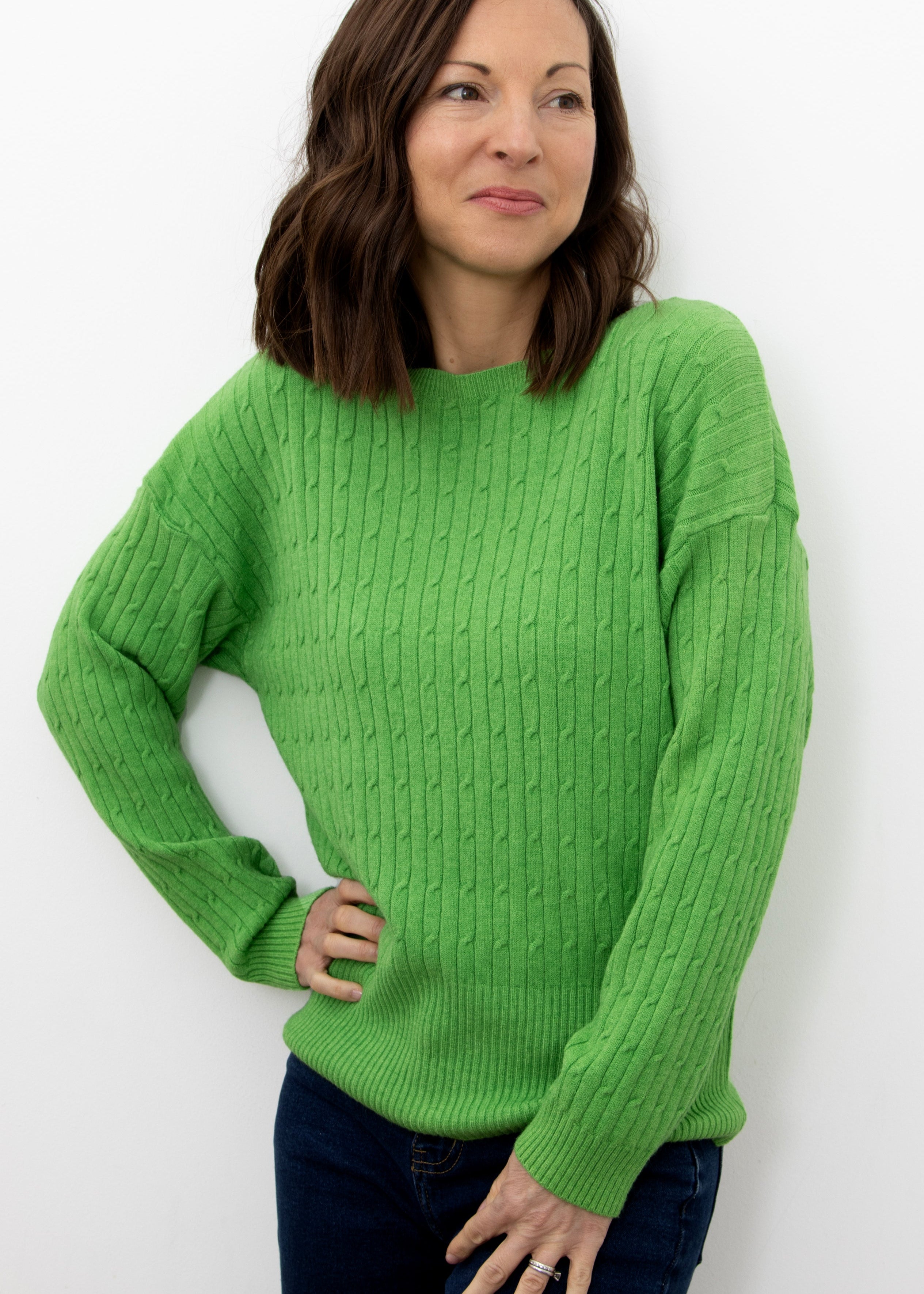 solo-mia-comfortable-soft-jumper-knit-detail