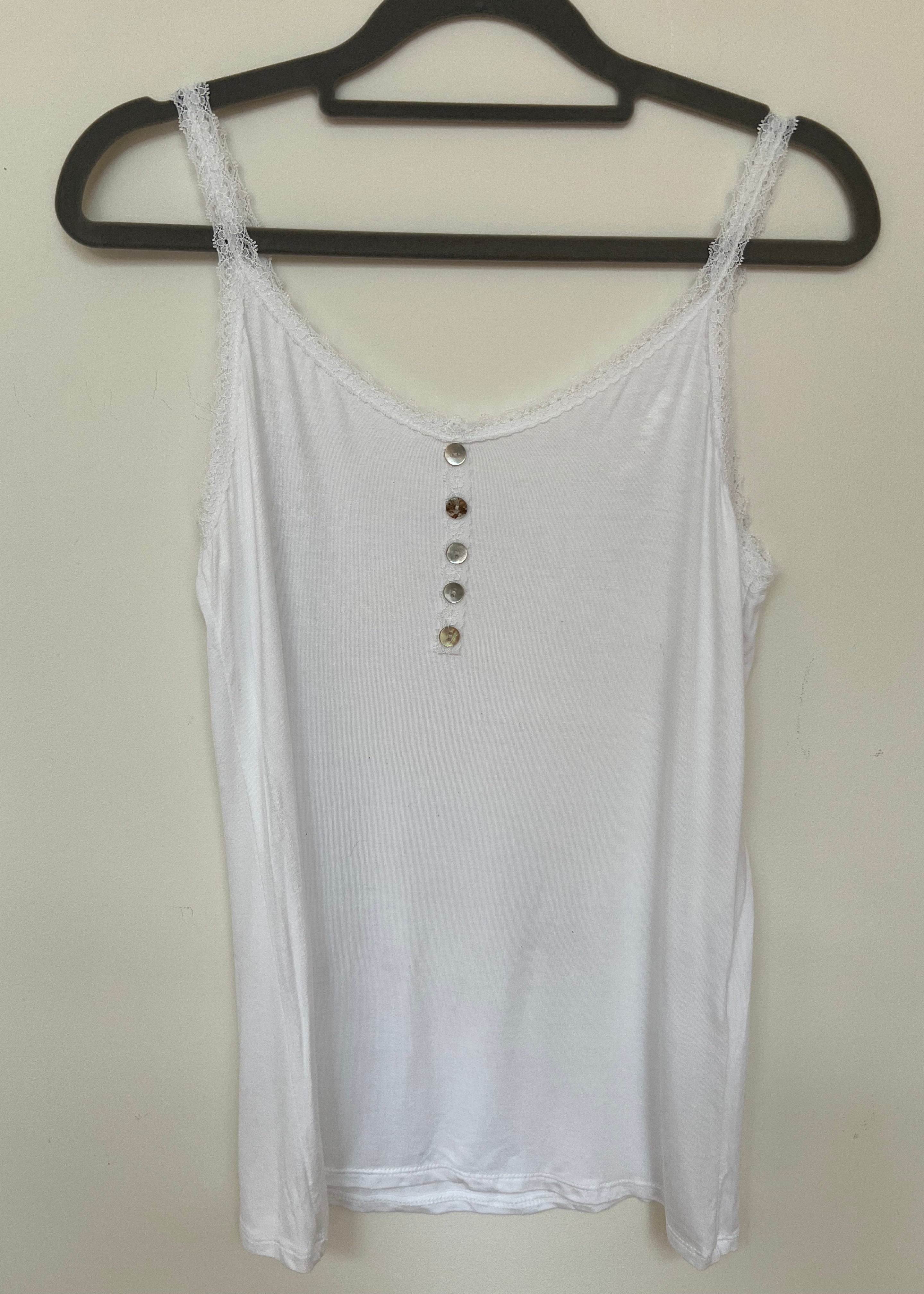 White strati vest 