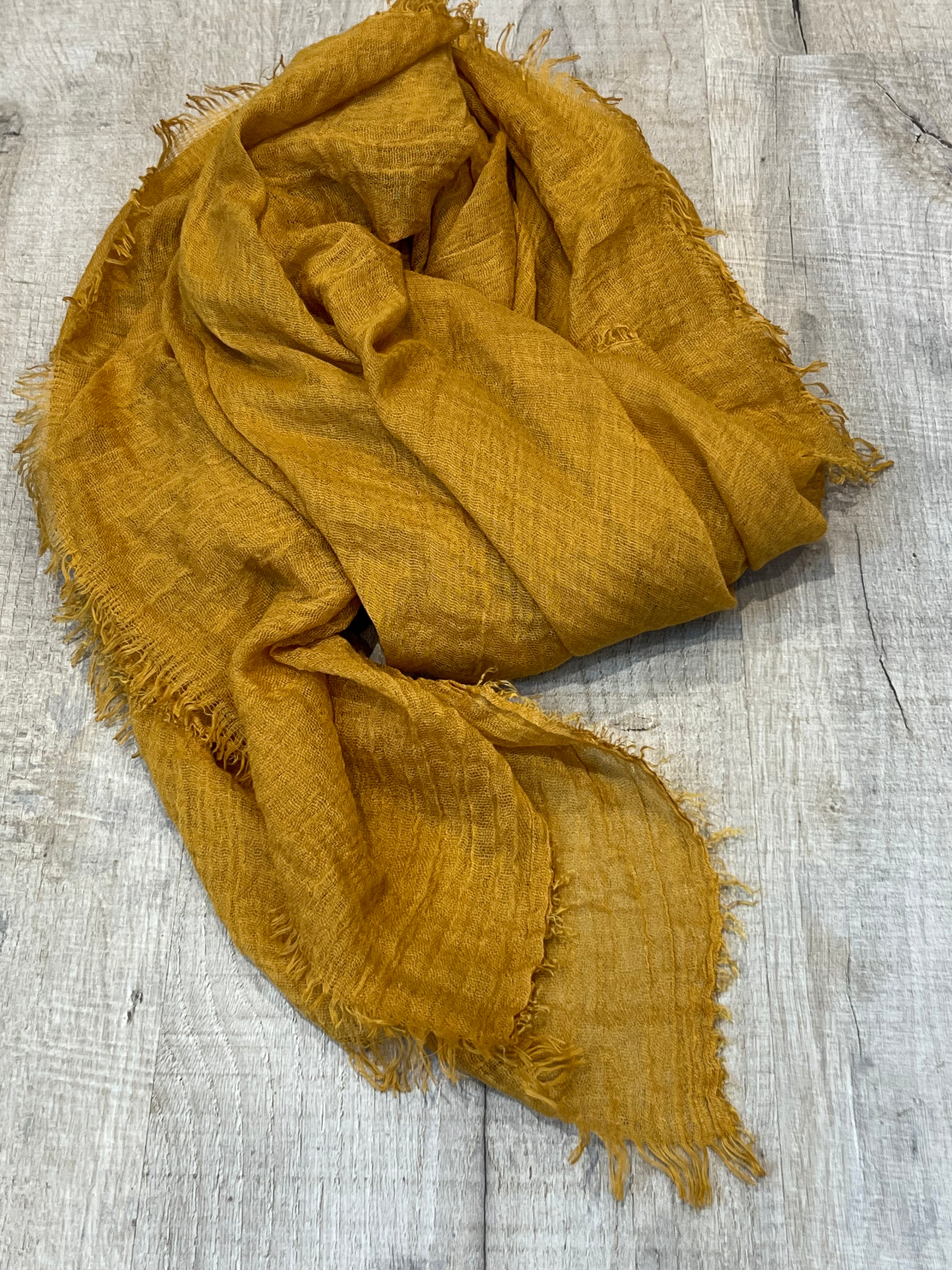 strati scarf yellow 
