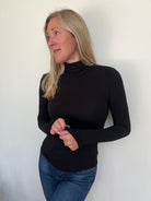 strati turtle neck top